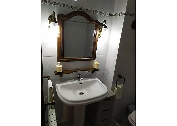 Peregrinos Y Vacaciones Centro * A Guarda